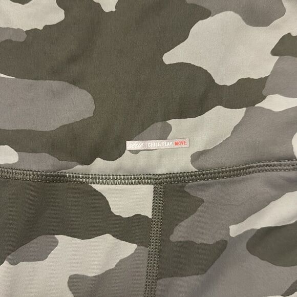 AERIE Buttery Soft Camo Leggings 💚 - Picture 5 of 7